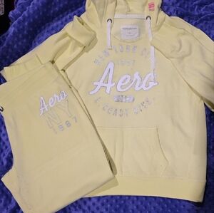 Aeropostale Light Yellow/Lime Hoodie and Joggers
